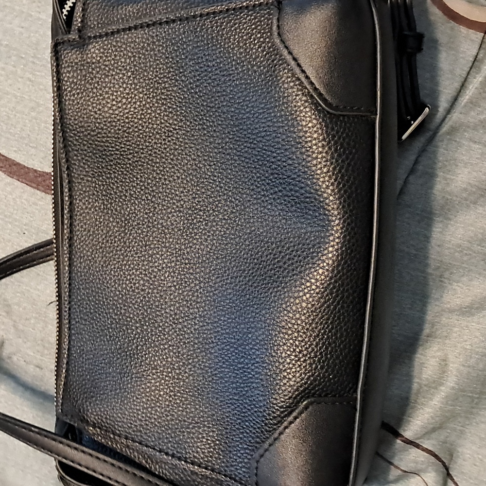 Purse - Picture 2 of 4